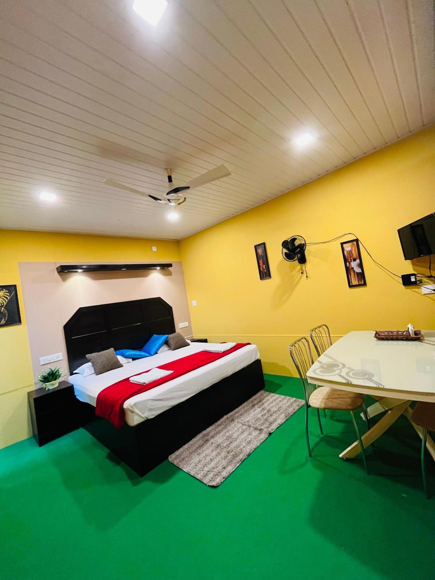 Fab Valley Homestay Munnar Eksteriør bilde